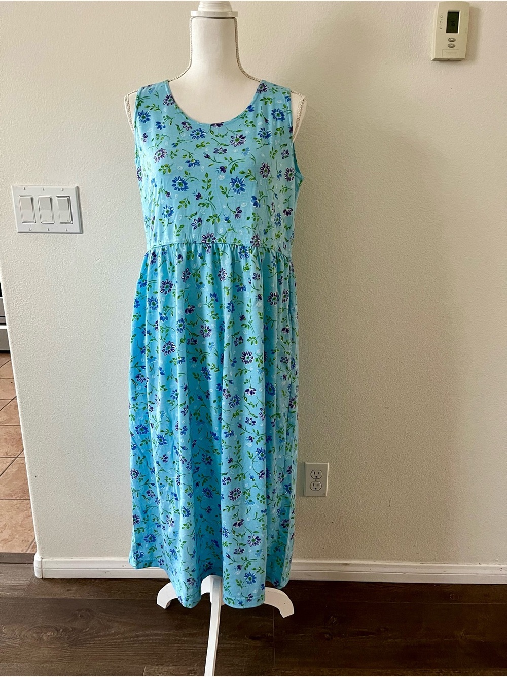 Light Blue Floral Sleeveless Girls' Dress